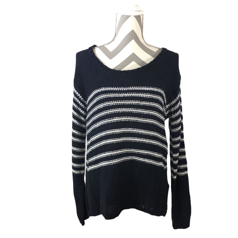 RDI knit sweater size M